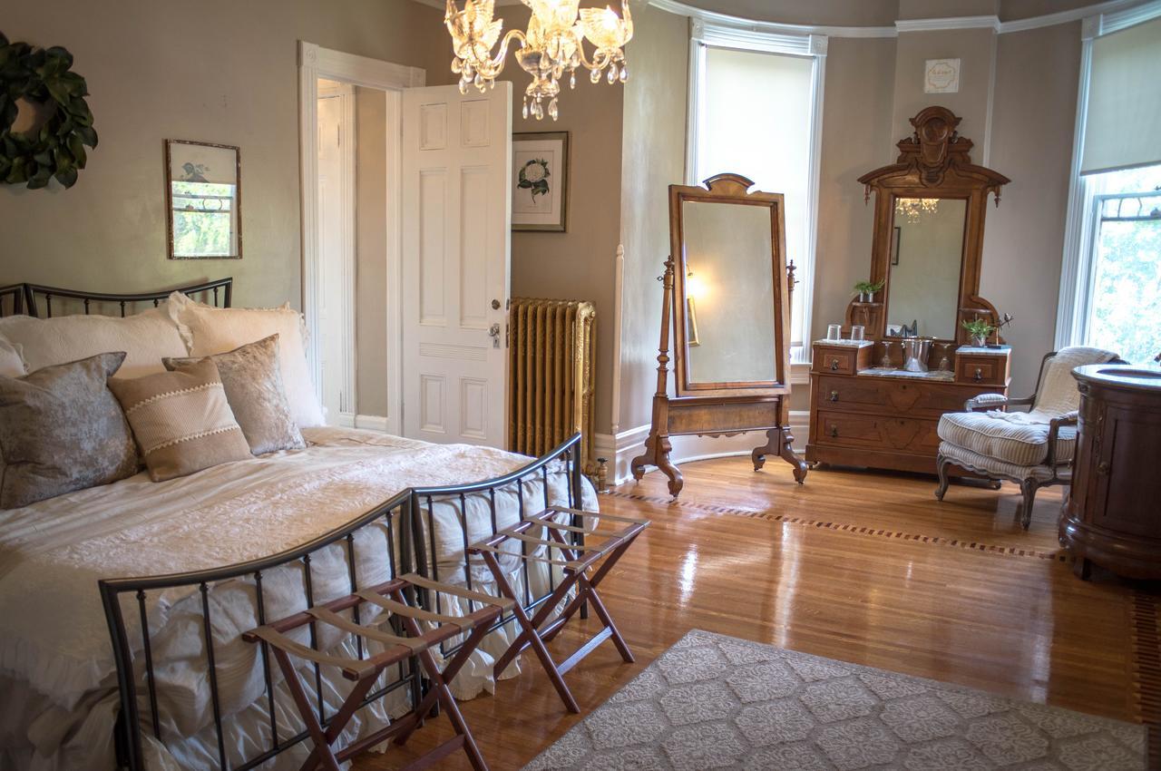 Ej Roberts Mansion Hotel Спокейн Екстериор снимка